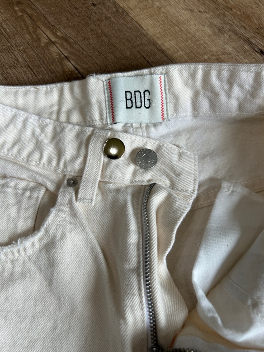 BDG Off-White jeans size 25 - Picture 6 of 9